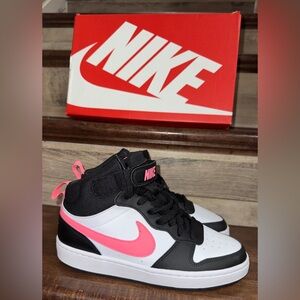 🥰 Nike Court Borough Mid 2 GS Black/Sunset Pulse-White CD7782-005 size 7Y - 8.5w